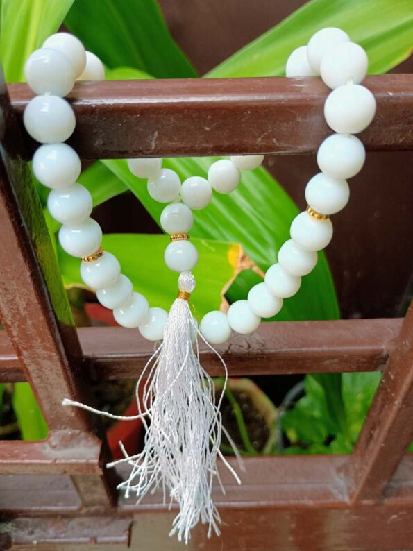 Beautiful Beads Tasbeeh, Islamic Salat Prayer for Muslims, Specially Designed for Daily Prayer Offerings (White 33 Beads) Pack of 1 - Day Night Deal - Image 2