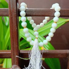 Beautiful Beads Tasbeeh, Islamic Salat Prayer for Muslims, Specially Designed for Daily Prayer Offerings (White 33 Beads) Pack of 1 - Day Night Deal