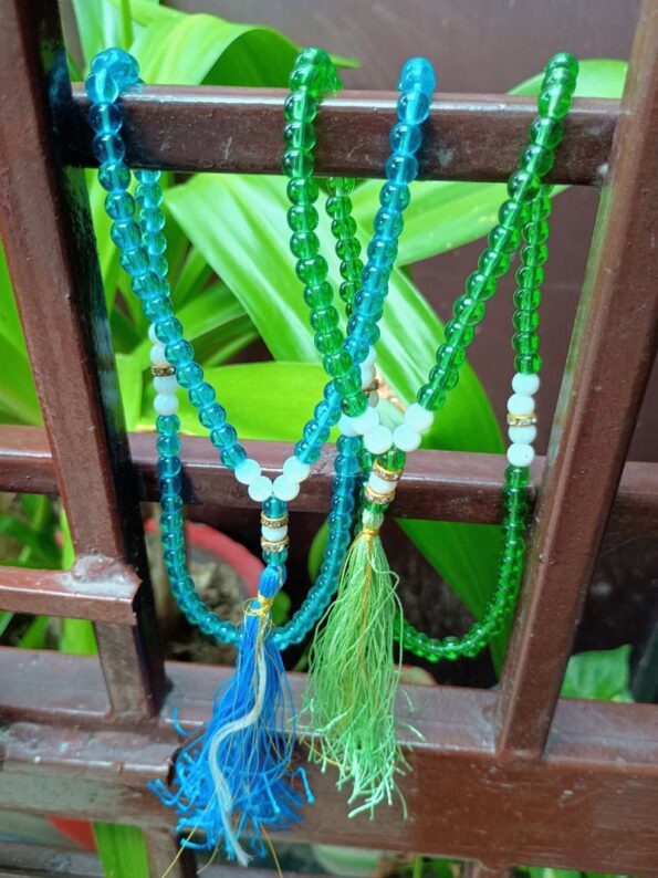 Beautiful Beads Tasbeeh, Islamic Salat Prayer for Muslims, Specially Designed for Daily Prayer Offerings (Green & Blue)  Pack of 2 - Day Night Deal - Image 5